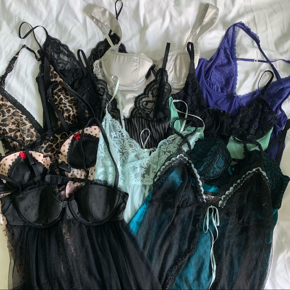 BOGO50‼️ HUGE 12 Piece Lingerie Lot Md-Sm